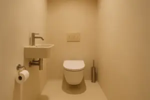 استفاده از رنگ یکدست برای کف و دیوار برای بزرگتر نشان دادن فضا